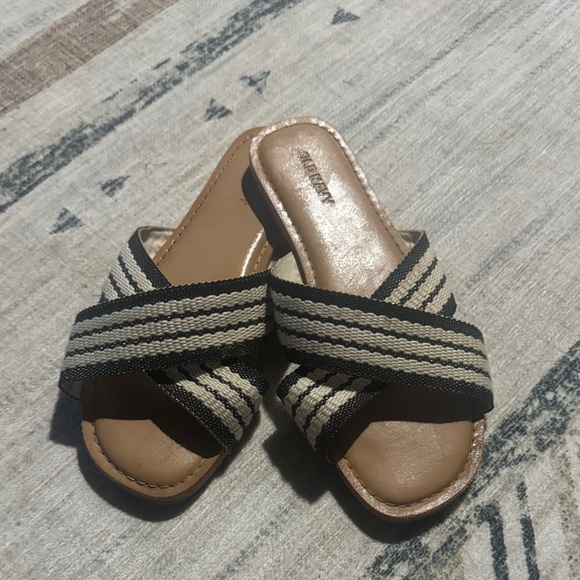 Old Navy Black and Tan Striped Sandals - Picture 1 of 1